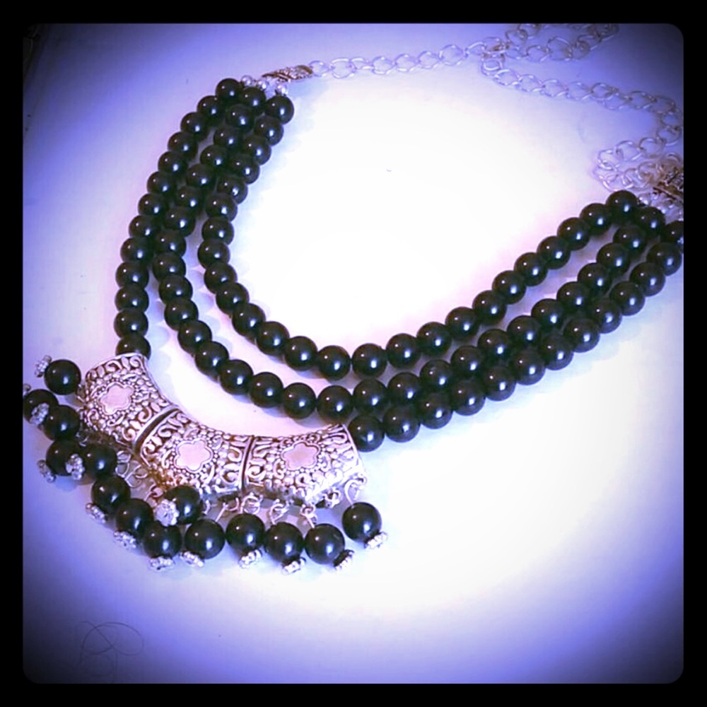 New with tag handmade necklace